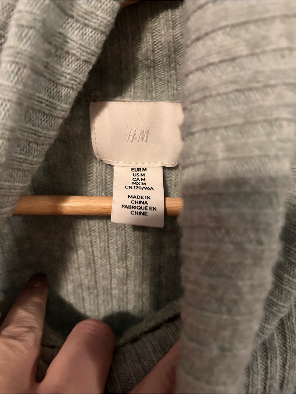 H&M Sage Grey Oversized Ribbed Turtleneck Sweater - Size M - Picture 5 of 6
